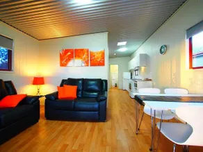 Killarney View Cabins and Caravan Park - Image 4