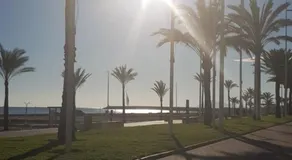 Amazing apartamento de 3 habitaciones en Playa de Gandia - Image 3