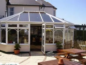 White Lion Hotel - Image 4