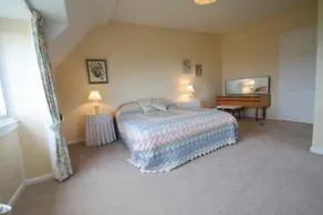 Conifer House - Image 5