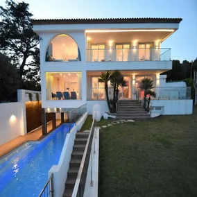 LUXURY GAUDI VILLA hlclub HUTB-38675 - Image 1