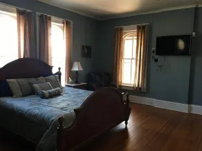 Cook Mansion Bed and Breakfast - Image 4
