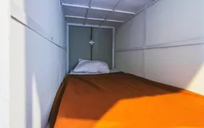 Bedbunkers Hostels 3 - Image 5