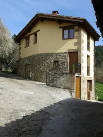 Casa Rural LA HUERTA DE POTES - Image 1