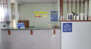 Budget Inn Batavia - Image 3