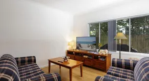 Three Bedroom Townhouse - Image 5