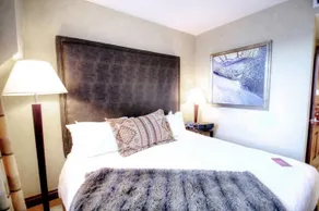 306 Beaver Creek Lodge Luxury Suite Condo 1 Bedroom 1 Bathroom Condo - Image 1