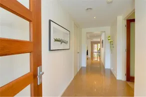 The Newington Lake House - Image 2