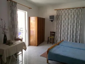 Studios Nikos - Image 3