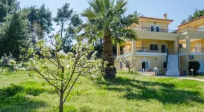 Kyrana Apartments - Image 2