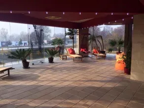 Cabana Hotel - Image 4