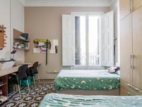 B&B Estudiantes Balmes - Image 2