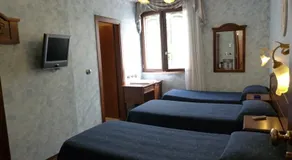 Hotel Ristorante Da Valerio - Image 3