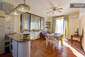 Roma Attic - Image 4