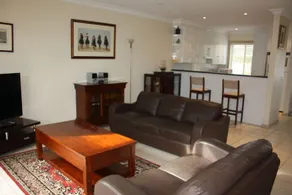 Albury Suites - Image 3