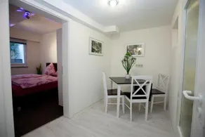 Petit Paris - Image 3
