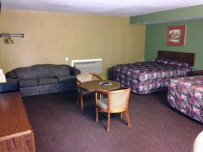 Economy Inn Fort Dodge - Image 4