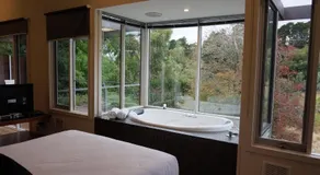 Indulge at Daylesford - Image 2