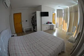 BS Palace Hotel - Image 3