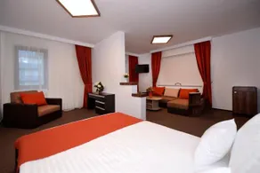 Vila Calimanel - Image 2