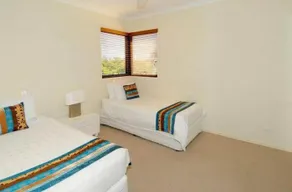 Tarcoola 41 - 5 BDRM Canal Home with Pool - Image 5