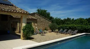 Mas Provencal climatise avec Piscine Privee et Securisee, situe en campagne de Gordes au cœur du Lub - Image 5
