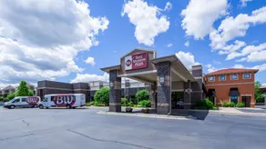 Wyndham Bloomington - Mall of America - Image 2