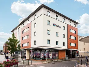 Travelodge Hotel - Horsham Central - Image 3