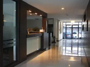 Vivarium Residence - Image 2