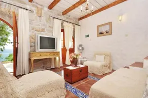 Rustikana Holiday Home - Image 3