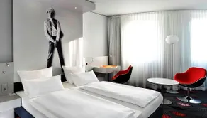 ART'OTEL BERLIN-KUDAMM BY PARK PLAZA - Image 2