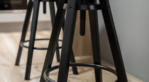 Uptown studio apartment - Image 2