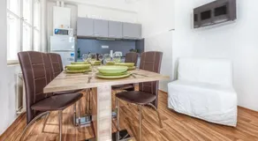 Modern Apartment Biskupska - Image 3