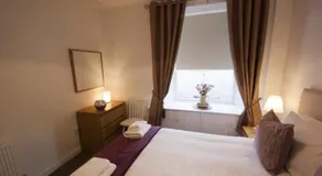 Allan Stream Apartment - Image 2