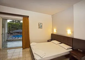 HOTEL KALAMITSI APARTMENTS - Image 5
