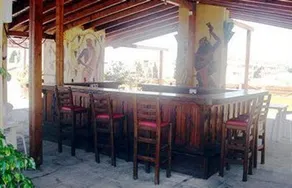 Roman II Boutique Hotel - Image 2
