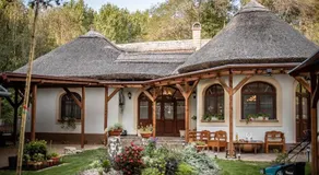Zarah Tanya with a private lake and forest - Image 3
