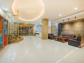 Kangcheng Holiday Hotel - Image 2