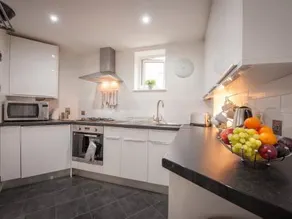 Mayflower Court by Shepherd Serviced Apartments - Image 4