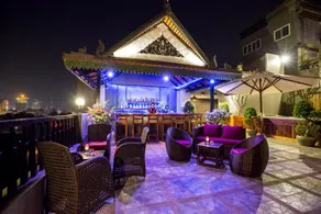 Apsor Palace Hotel - Image 2