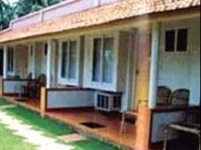 Kadaloram Beach Resort - Image 3
