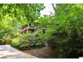 Townsend Tree House - Image 5