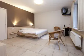 Hotel Hof Ter Lepelem - Image 3