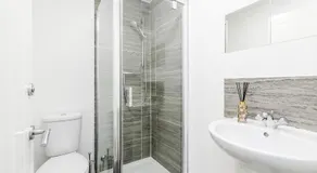 Serviced Apartment /Excel/ Olympic city/ O2 arena - Image 3