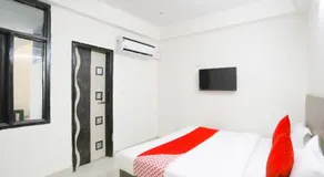 Rajmahal Residency Hotel by OYO Rooms - Image 2