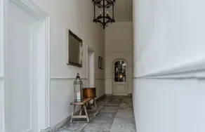 Graaf Van Hoorn Boutique Guesthouse - Image 2