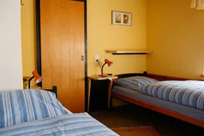 Hotel Alt Stocks - Image 2