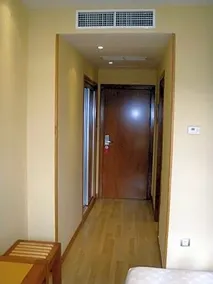 Puerta Guadalajara - Image 2
