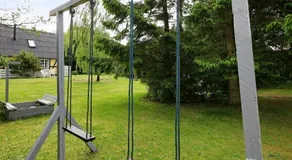Holiday home with terrace - Image 4