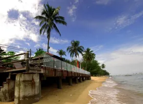 Standard Lodge@Paya Beach - Image 4